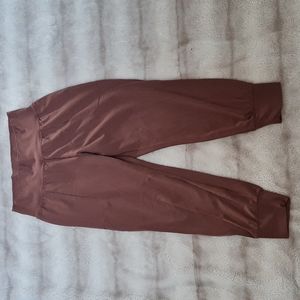 Athleta Salutation Jogger (MP)